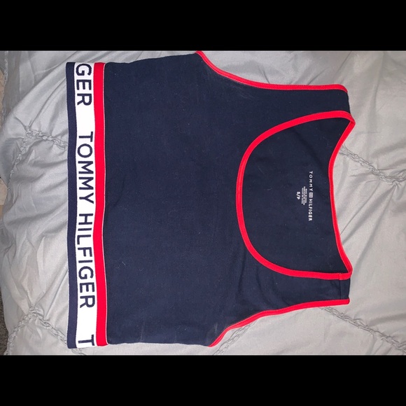 Tommy Hilfiger Tops - Tommy bra/crop top